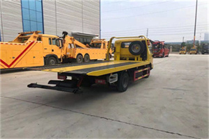 交城非事故拖车